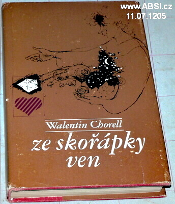 ZE SKOŘÁPKY VEN