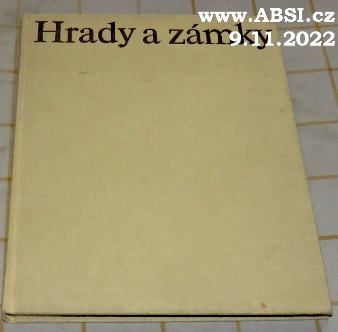 HRADY A ZÁMKY