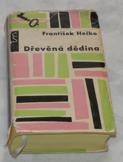 DŘEVĚNÁ DĚDINA