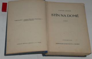 STÍN NA DOMĚ
