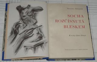 SOCHA ROZČÍSNUTA BLESKEM