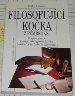 FILOSOFUJÍCÍ KOČKA Z PEMBROKE