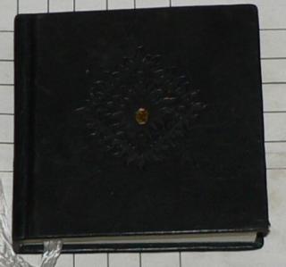 LUKRÉCIE (velikost 7,5x7,5 cm)