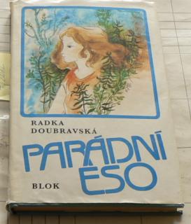 PARÁDNÍ ESO