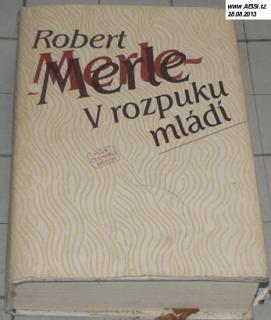 V ROZPUKU MLÁDÍ