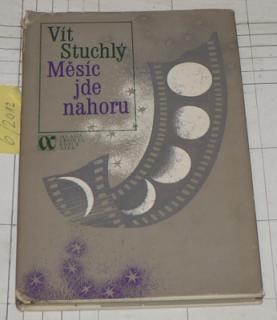 MĚSÍC JDE NAHORU