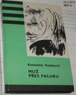 MUŽ PŘES PALUBU