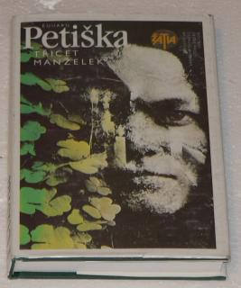 TŘICET MANŽELEK 
