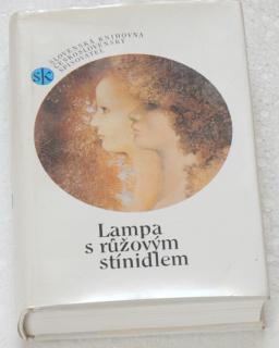 LAMPA S RůŽOVÝM STÍNIDLEM