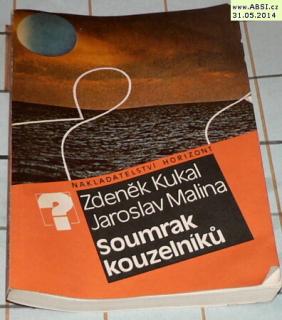 SOUMRAK KOUZELNÍKŮ