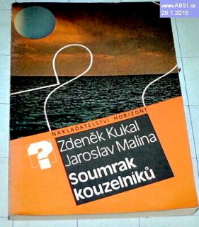 SOUMRAK KOUZELNÍKŮ