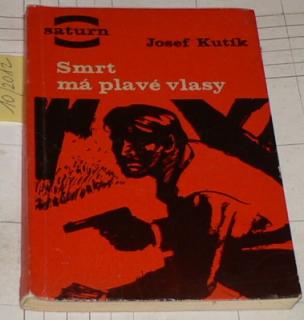 SMRT MÁ PLAVÉ VLASY
