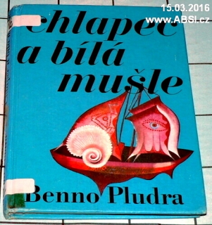CHLAPEC A BÍLÁ MUŠLE