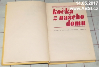 KOČKA Z NAŠEHO DOMU