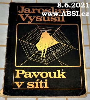 PAVOUK V SÍTI