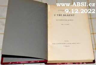 U TŘÍ BLÁZNŮ - MALOMŠTSKÝ ROMÁN