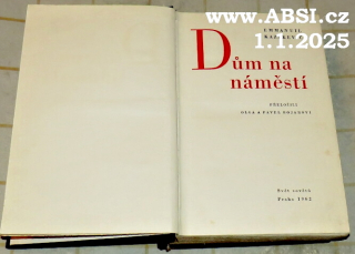 DŮM NA NÁMĚSTÍ